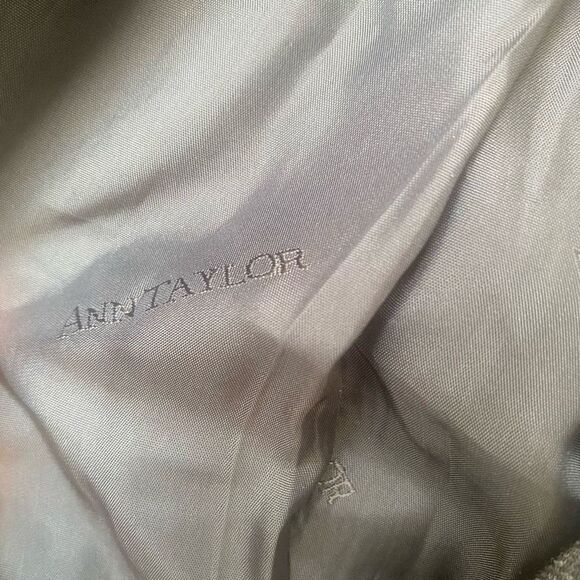 Ann Taylor Plaid 2 Button Slit Pocket Gray Blazer Jacket Size 4 Wool Blend, S23 - Picture 9 of 9